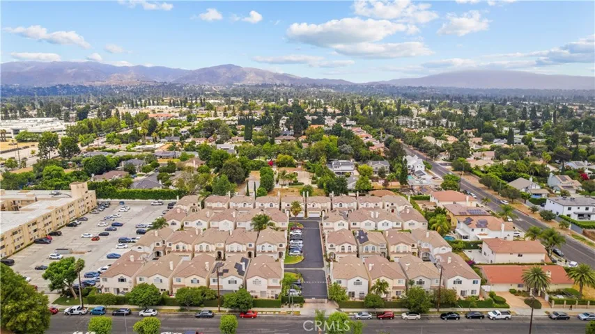 17779 Merridy, Northridge, California 91325