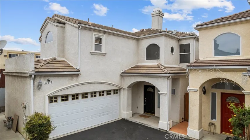17779 Merridy, Northridge, California 91325
