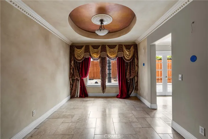 17779 Merridy, Northridge, California 91325