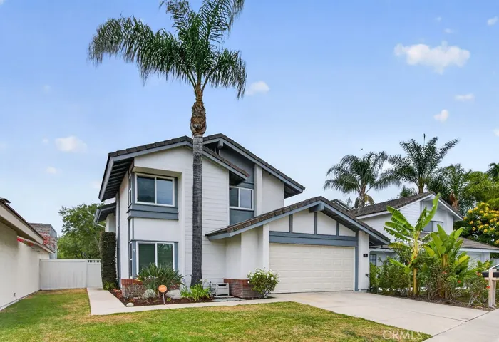 4 Beechwood, Irvine, California 92604