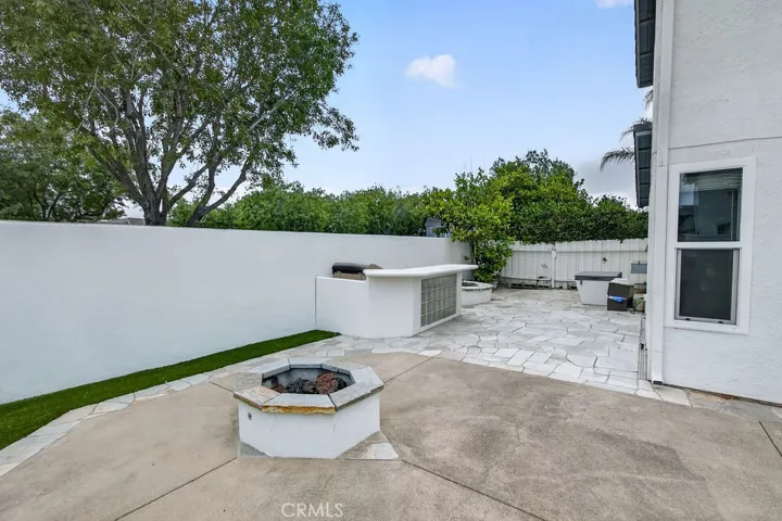 4 Beechwood, Irvine, California 92604