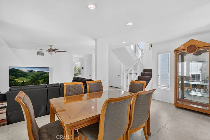 4 Beechwood, Irvine, California 92604