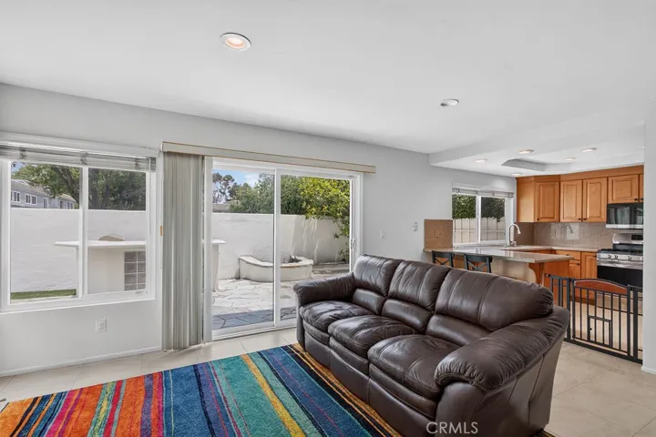 4 Beechwood, Irvine, California 92604