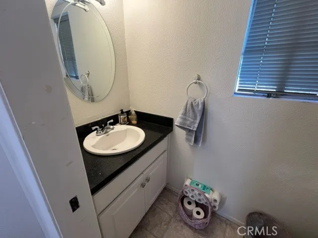 26151 Sanz A, Mission Viejo, California 92691