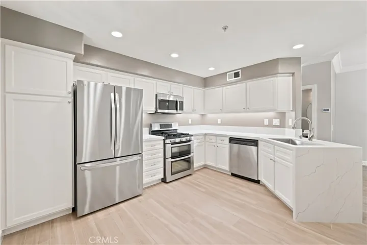 2396 Sunningdale Drive, Tustin, California 92782