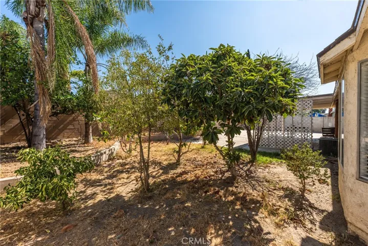 1028 W Woodcrest, Bloomington, California 92316
