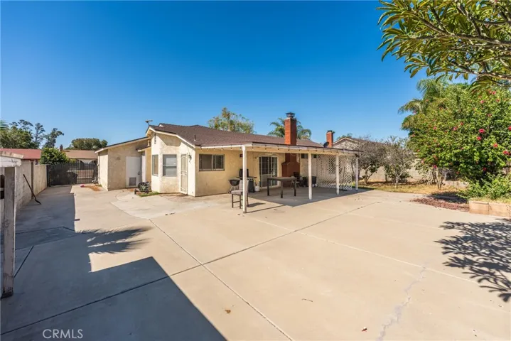 1028 W Woodcrest, Bloomington, California 92316
