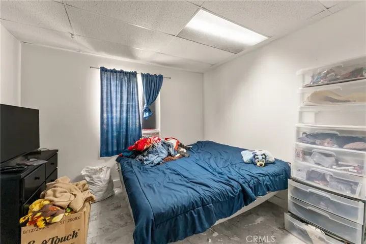 1028 W Woodcrest, Bloomington, California 92316