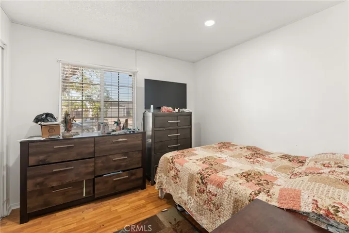 1028 W Woodcrest, Bloomington, California 92316