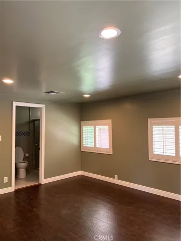 7657 Teesdale Avenue, North Hollywood, California 91605