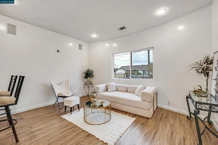 901 Florida Ave, Richmond, California 94804