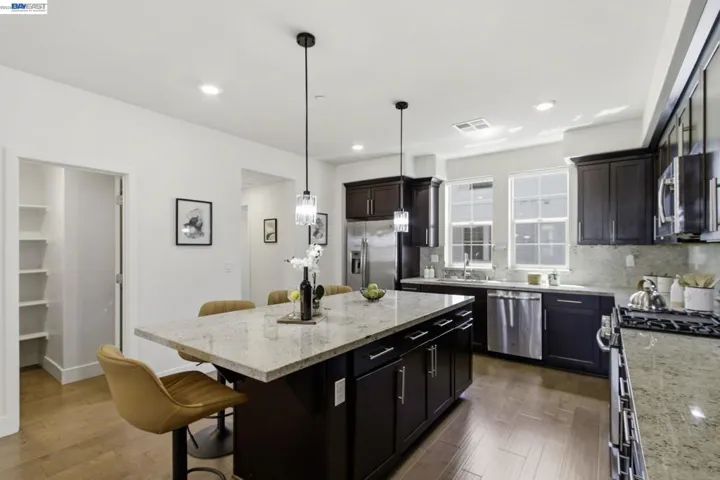 8544 Leeward Way, Newark, California 94560