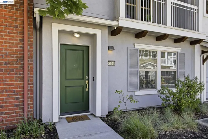 8544 Leeward Way, Newark, California 94560