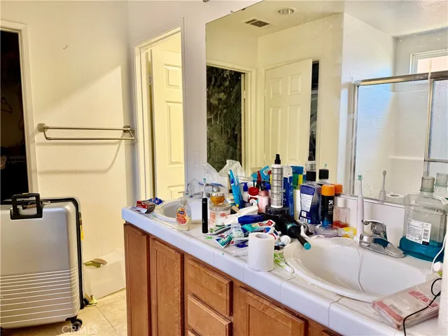 6107 Still Meadow, Lancaster, California 93536