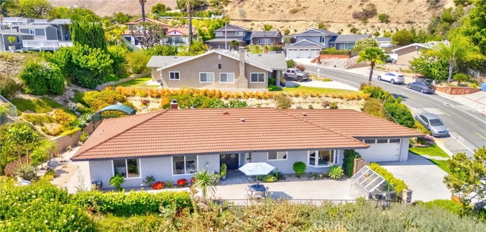 12736 Carinthia, Whittier, California 90601
