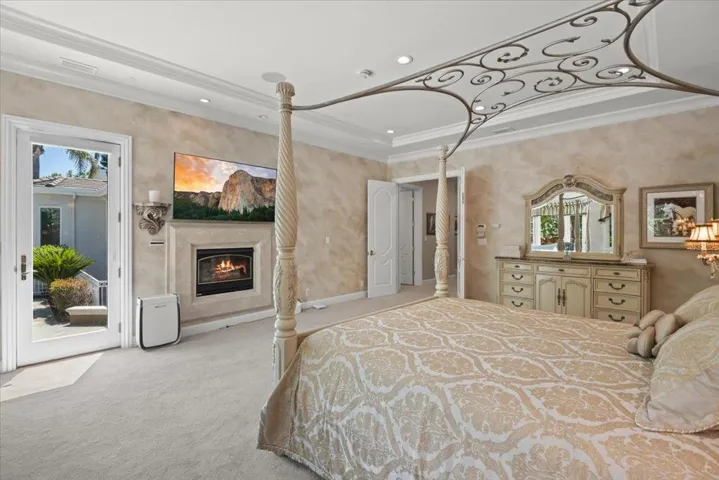 15863 Mina Way, Saratoga, California 95070