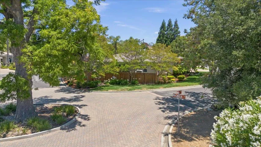 15863 Mina Way, Saratoga, California 95070