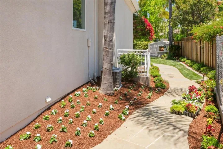 15863 Mina Way, Saratoga, California 95070