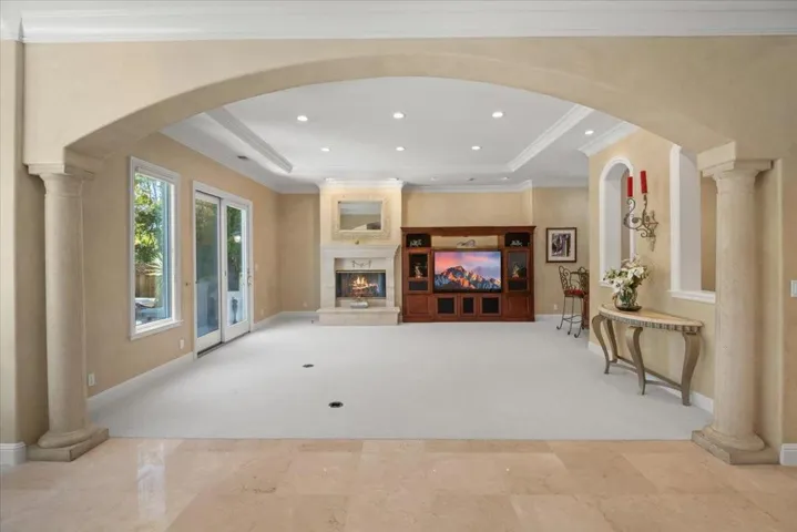 15863 Mina Way, Saratoga, California 95070