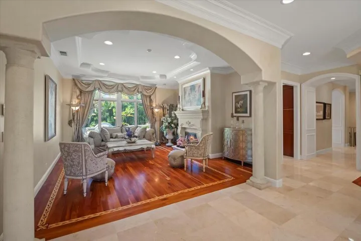 15863 Mina Way, Saratoga, California 95070