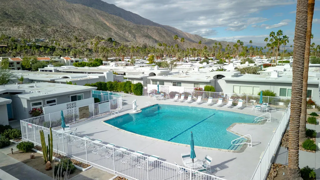 S Sierra Madre_Exterior-1 2
