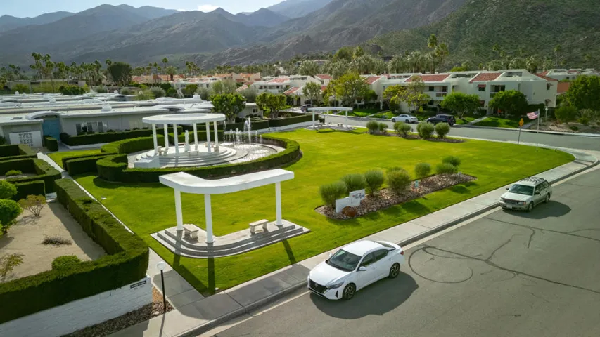S Sierra Madre_Exterior_Park-1