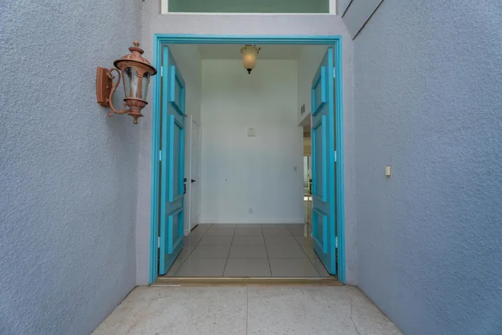 S Sierra Madre_Interior-1