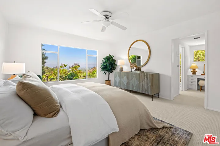 14947 Rhinestone Drive, Sherman Oaks, California 91403