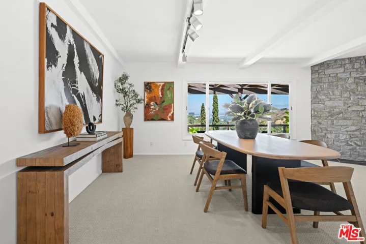 14947 Rhinestone Drive, Sherman Oaks, California 91403