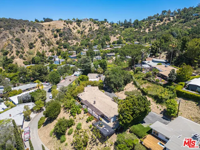14947 Rhinestone Drive, Sherman Oaks, California 91403