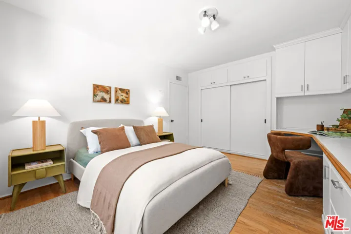 14947 Rhinestone Drive, Sherman Oaks, California 91403