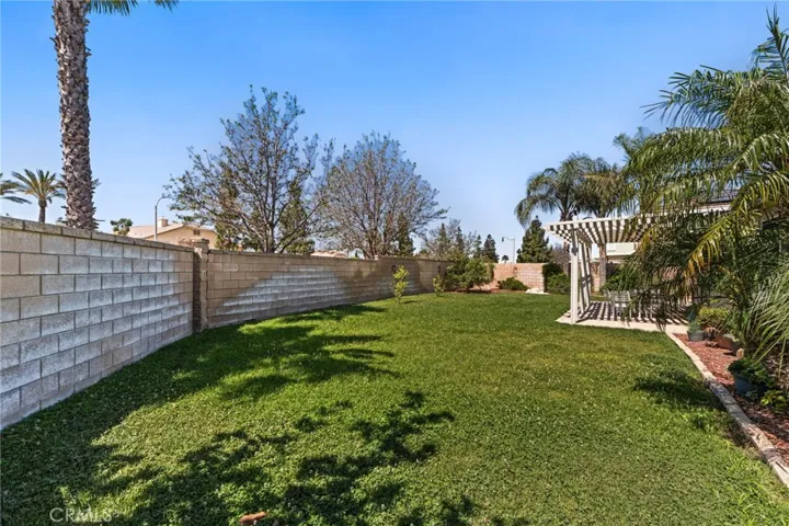 16339 Basswood Lane, Fontana, California 92336