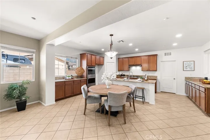 16339 Basswood Lane, Fontana, California 92336