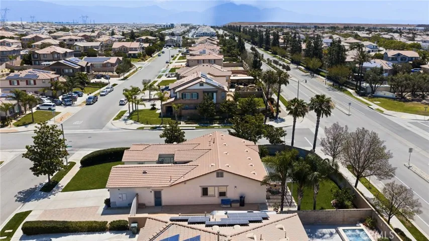 16339 Basswood Lane, Fontana, California 92336