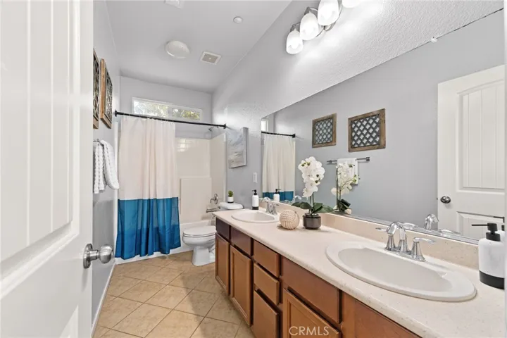 16339 Basswood Lane, Fontana, California 92336