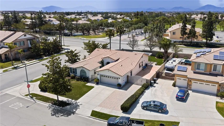 16339 Basswood Lane, Fontana, California 92336