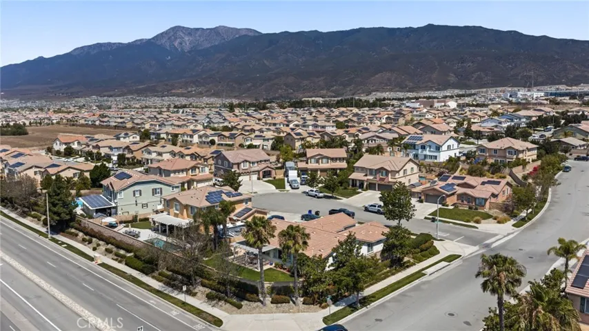 16339 Basswood Lane, Fontana, California 92336