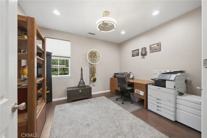 Office or 4th bedroom