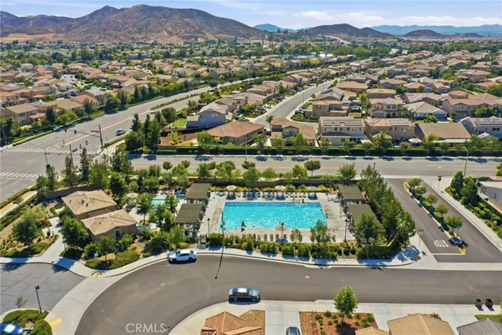Heritage lake amenities