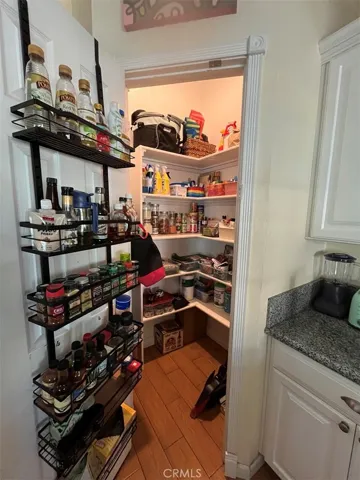 Tons of storage in the walk in pantry