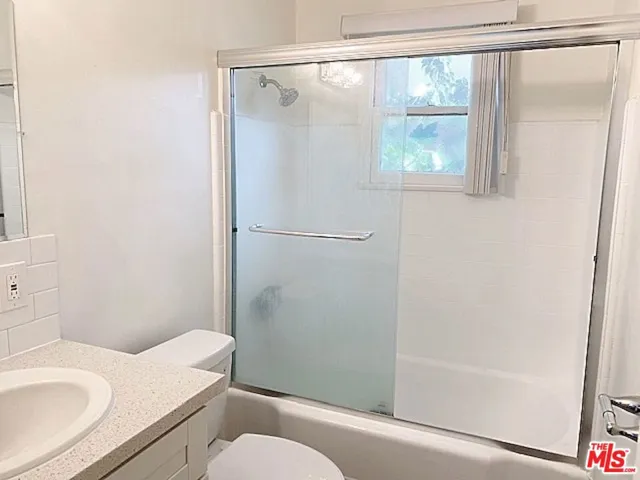 345 Burchett Street, Glendale, California 91203