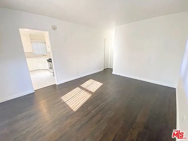 345 Burchett Street, Glendale, California 91203