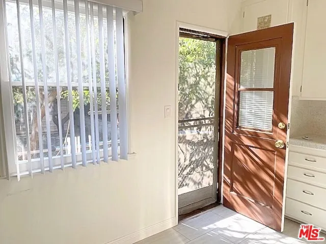 345 Burchett Street, Glendale, California 91203