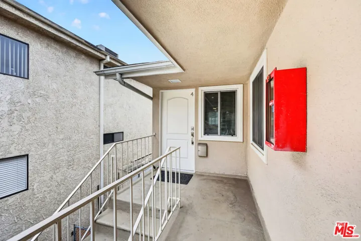 1619 Colby Avenue Unit 4, Los Angeles, California 90025