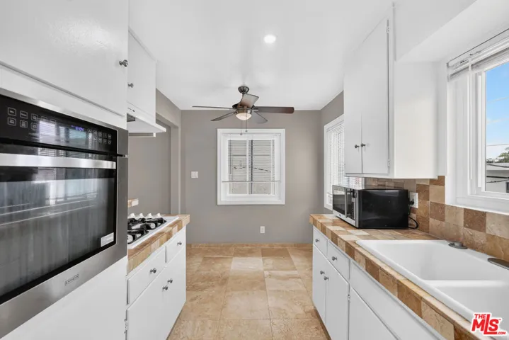 1619 Colby Avenue Unit 4, Los Angeles, California 90025