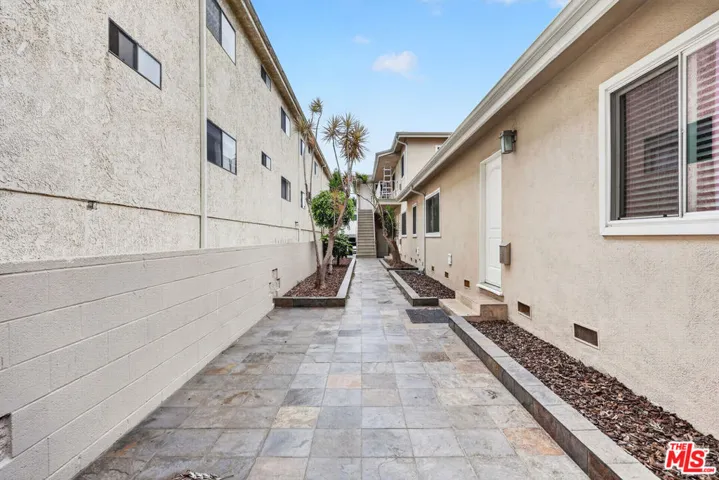 1619 Colby Avenue Unit 4, Los Angeles, California 90025