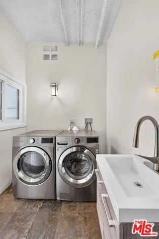 1619 Colby Avenue Unit 4, Los Angeles, California 90025