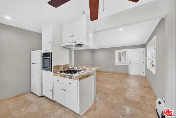 1619 Colby Avenue Unit 4, Los Angeles, California 90025