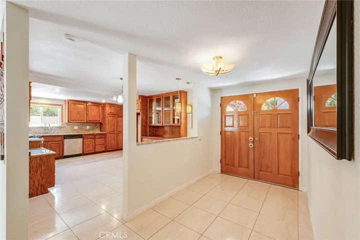 129 E Rancho, Corona, California 92879