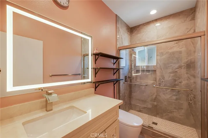 129 E Rancho, Corona, California 92879